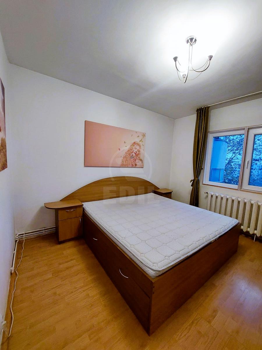 Rent Apartment 4 Rooms ZORILOR-3