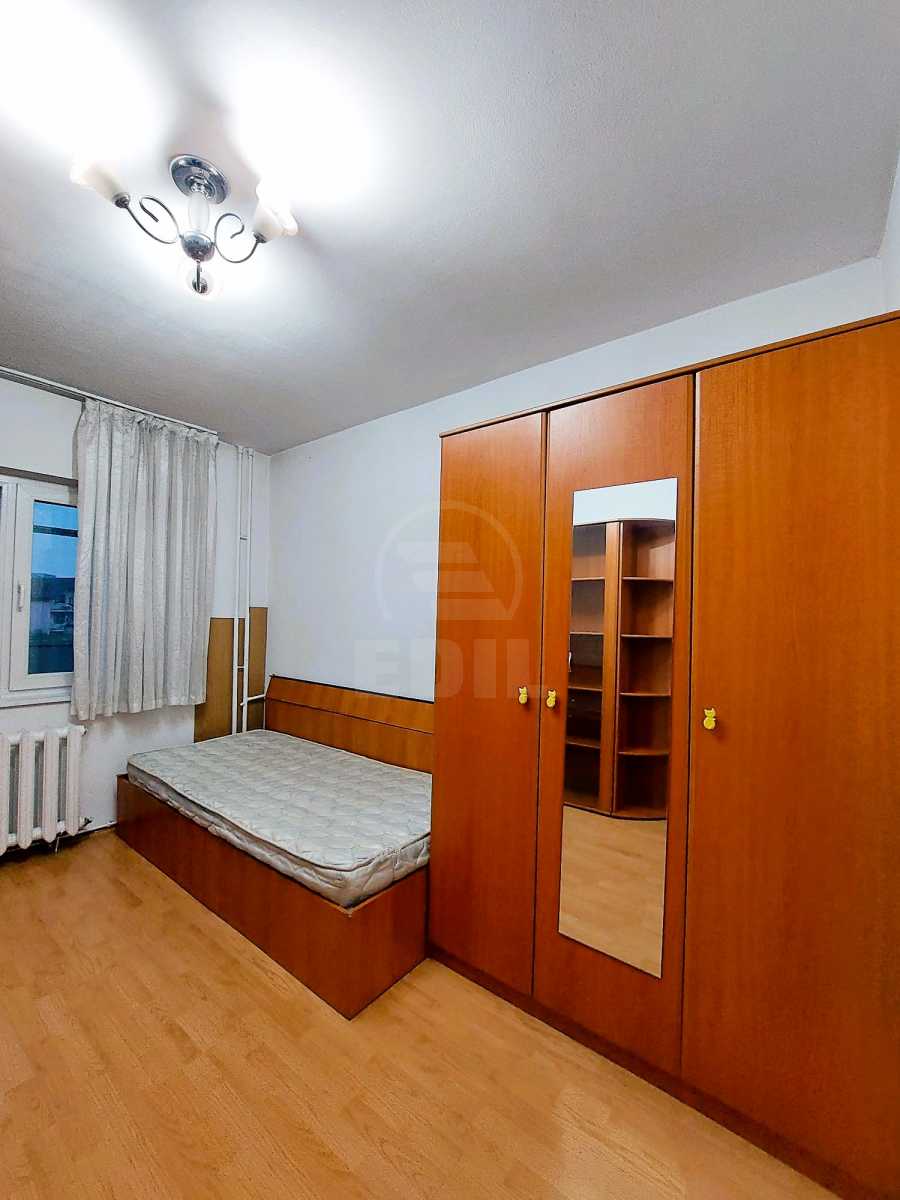Rent Apartment 4 Rooms ZORILOR-2