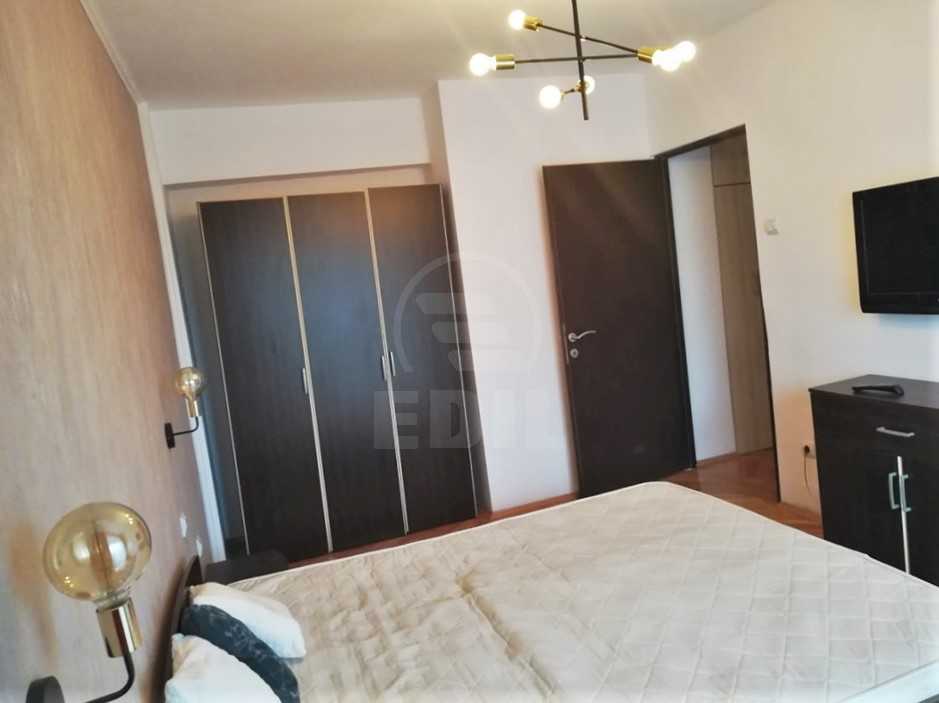 Louer Appartement 4 Chambres CENTRAL-10