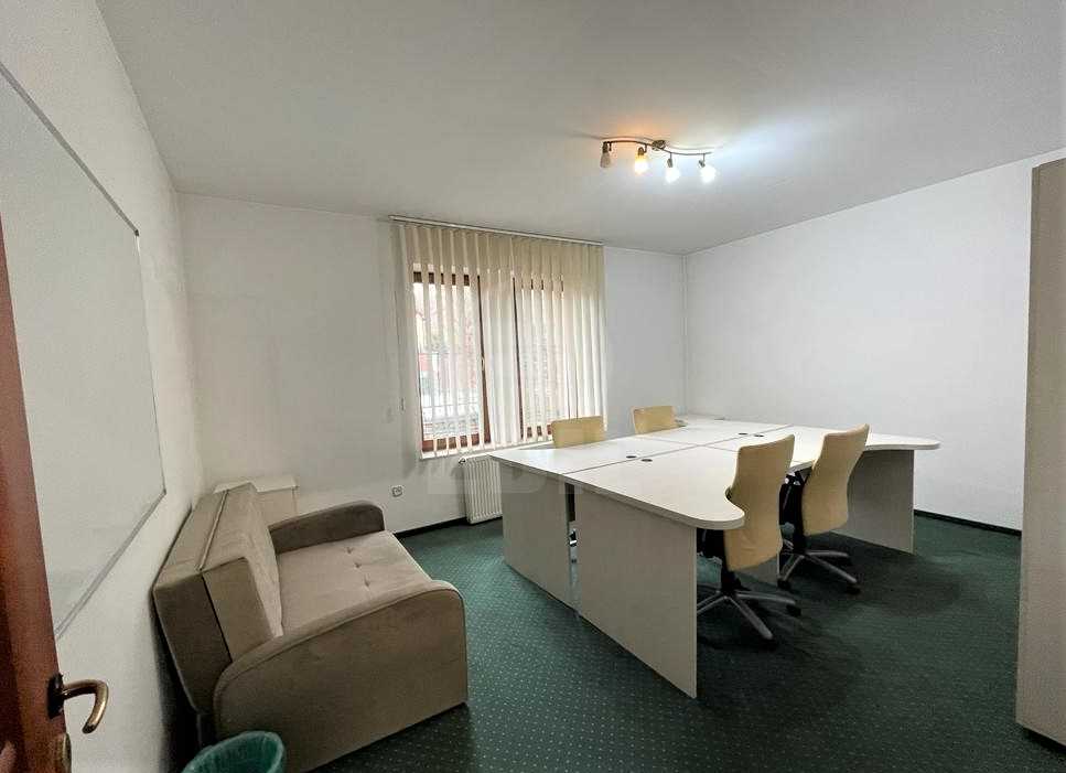 Rent Office 3 Rooms DAMBU ROTUND-2