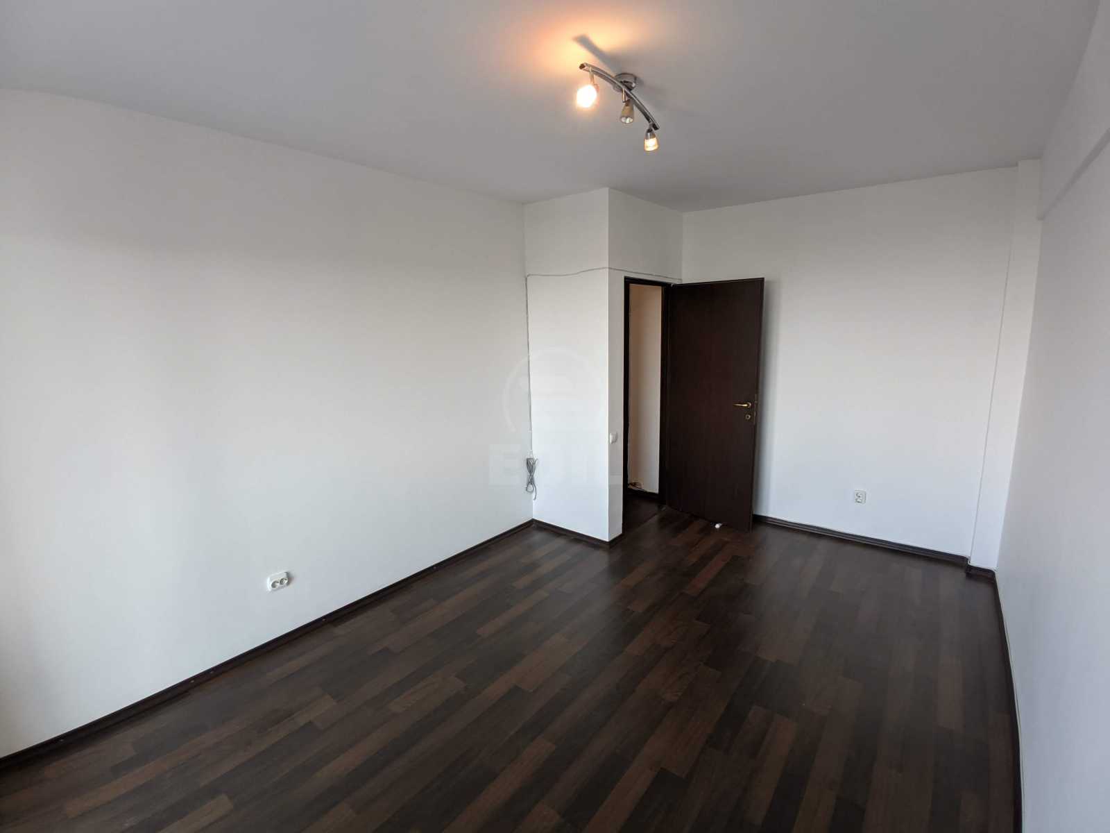 Rent Office 3 Rooms GHEORGHENI-2