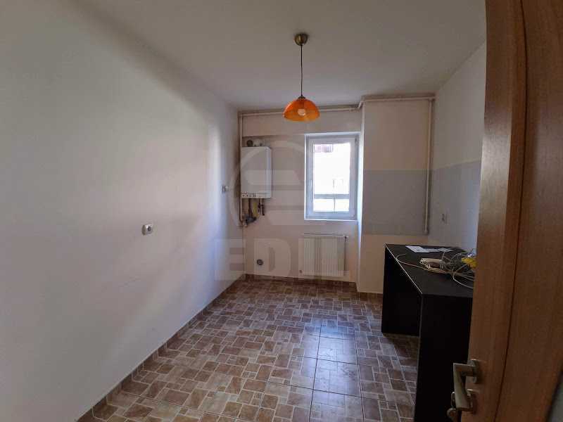 Rent Office 2 Rooms GHEORGHENI-3