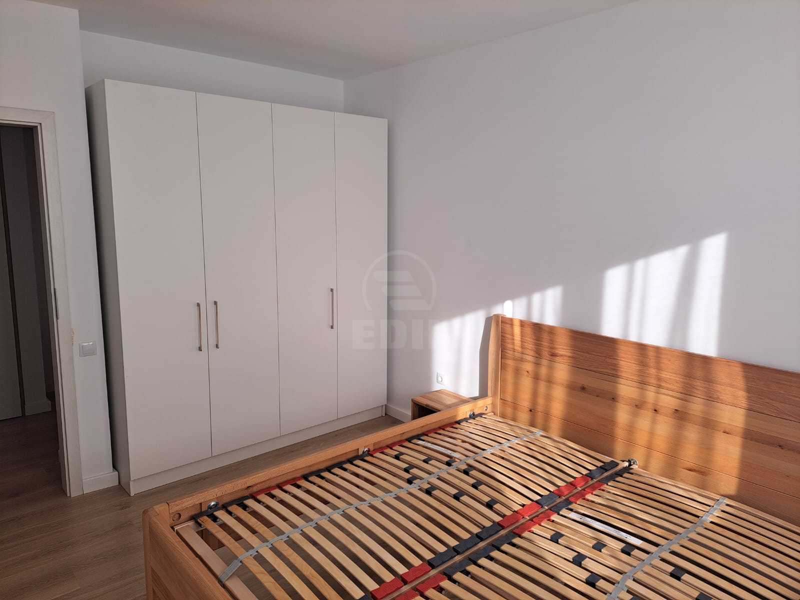 Rent Apartment 3 Rooms EUROPA-12