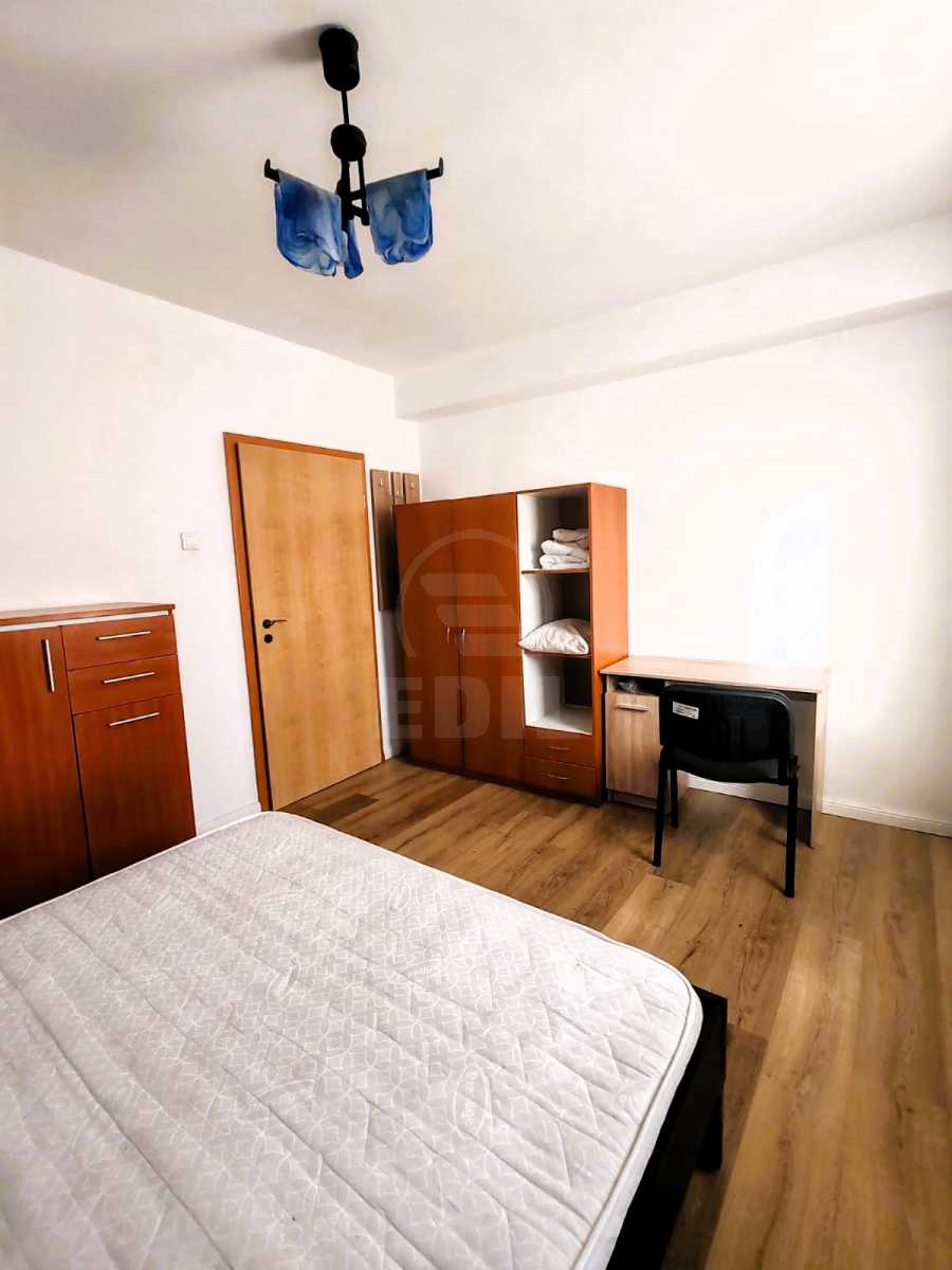 Rent Apartment 4 Rooms ZORILOR-18