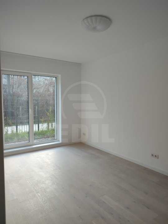 Louer Appartement 3 Chambres CENTRAL-5