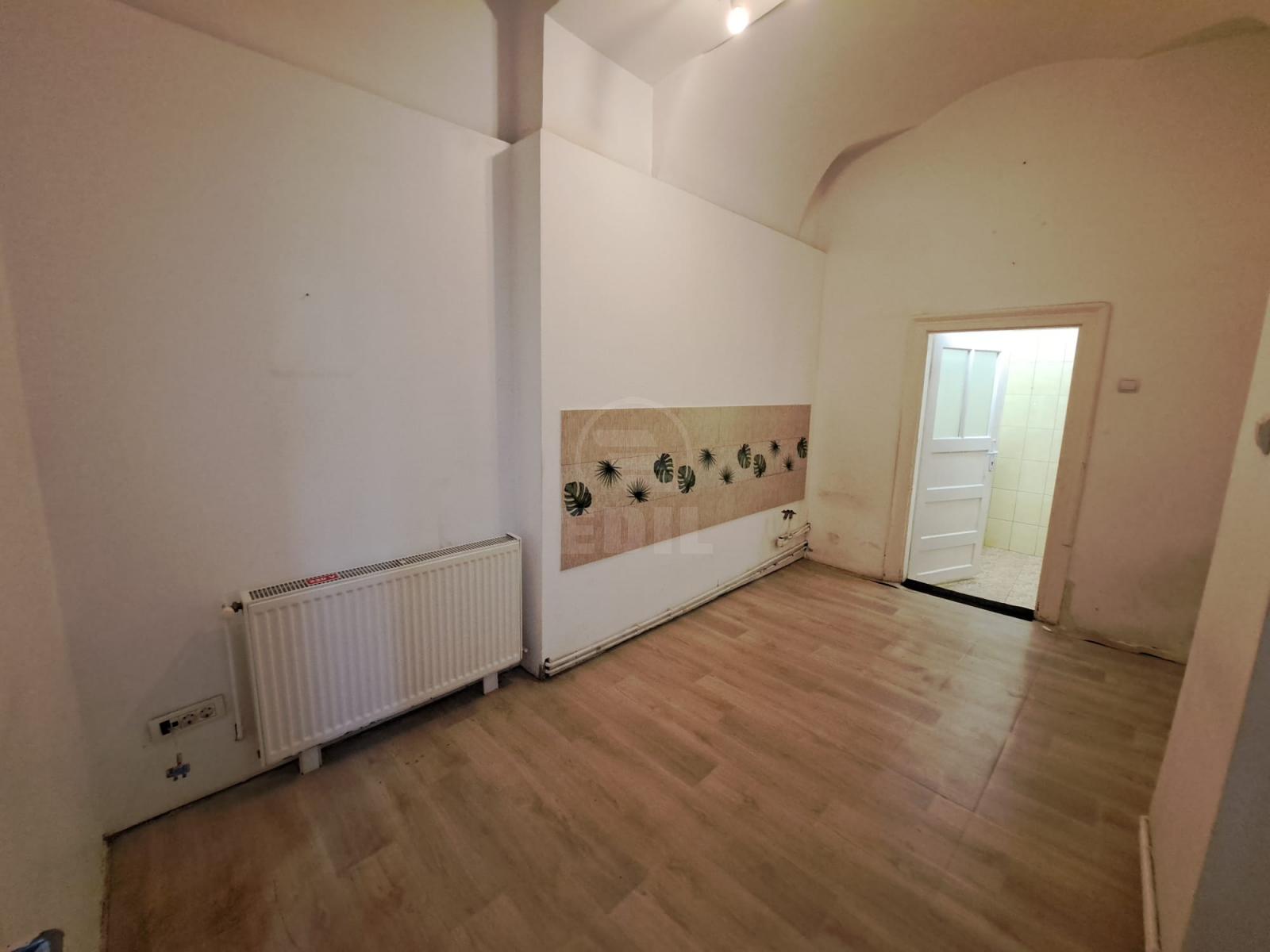 Rent Commercial space 2 Rooms CENTRAL-1