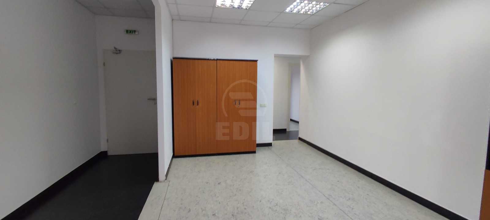 Rent Office 2 Rooms CENTRAL-8