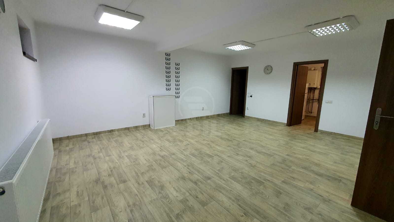 Rent Commercial space 3 Rooms GHEORGHENI