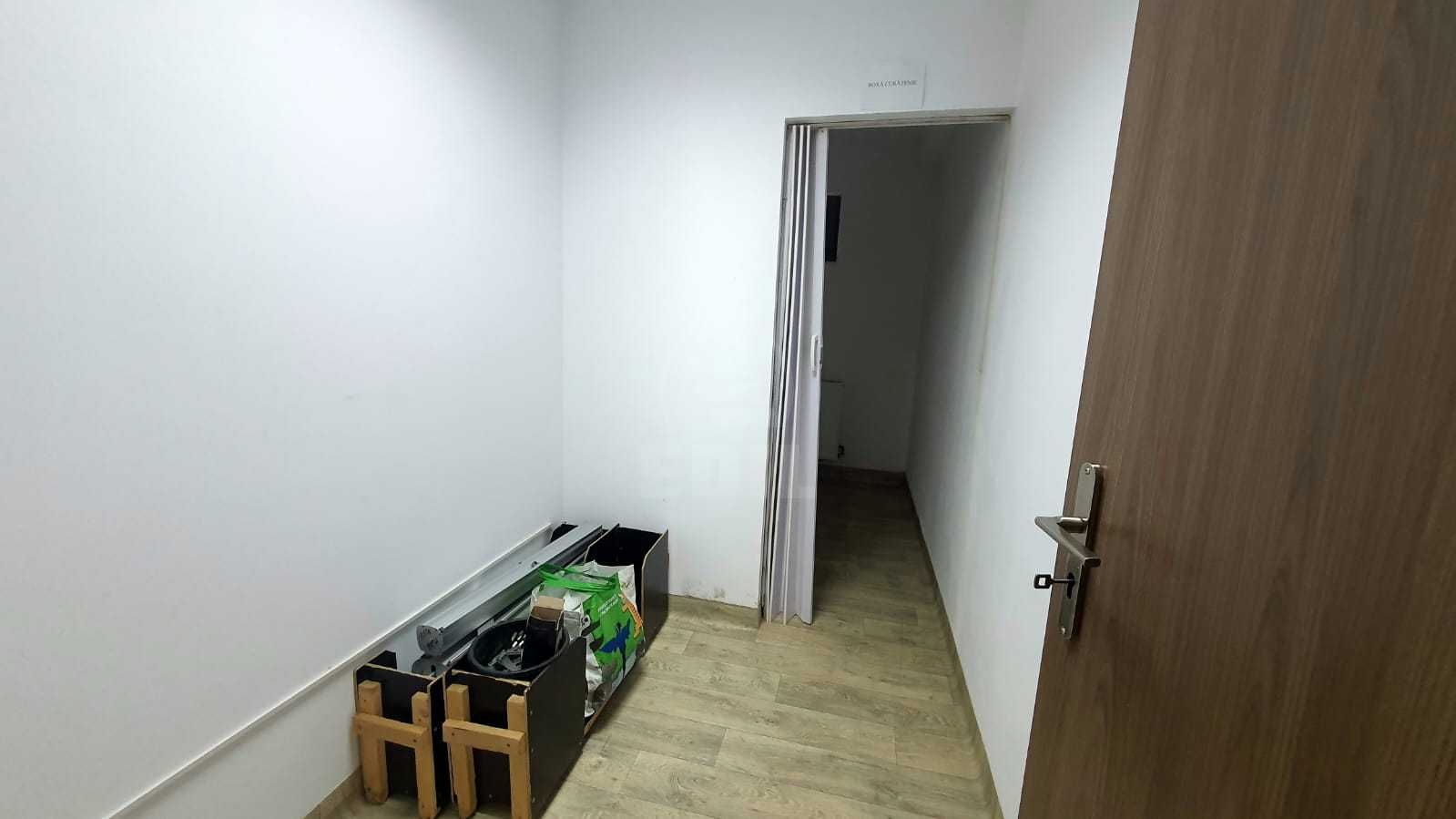 Rent Commercial space 3 Rooms GHEORGHENI-4