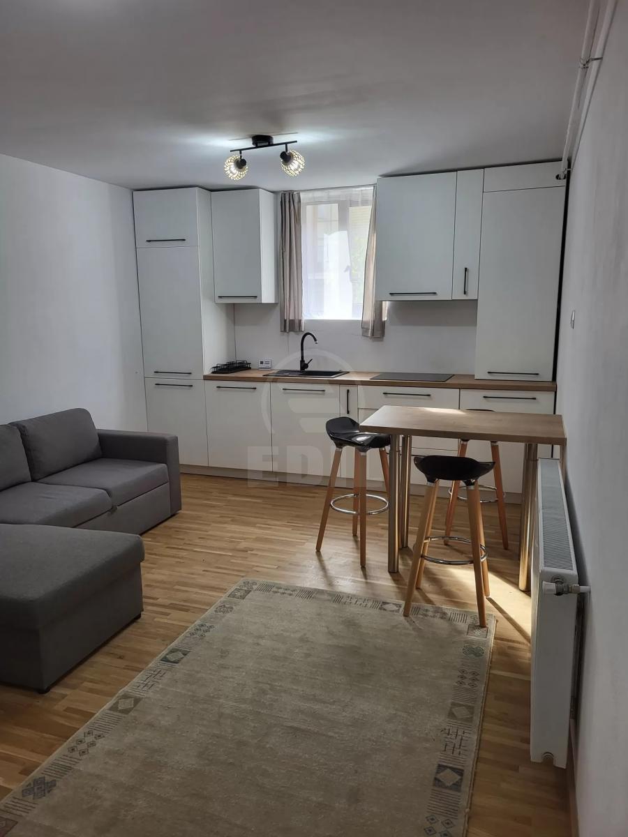 Rent Apartment 3 Rooms CENTRAL