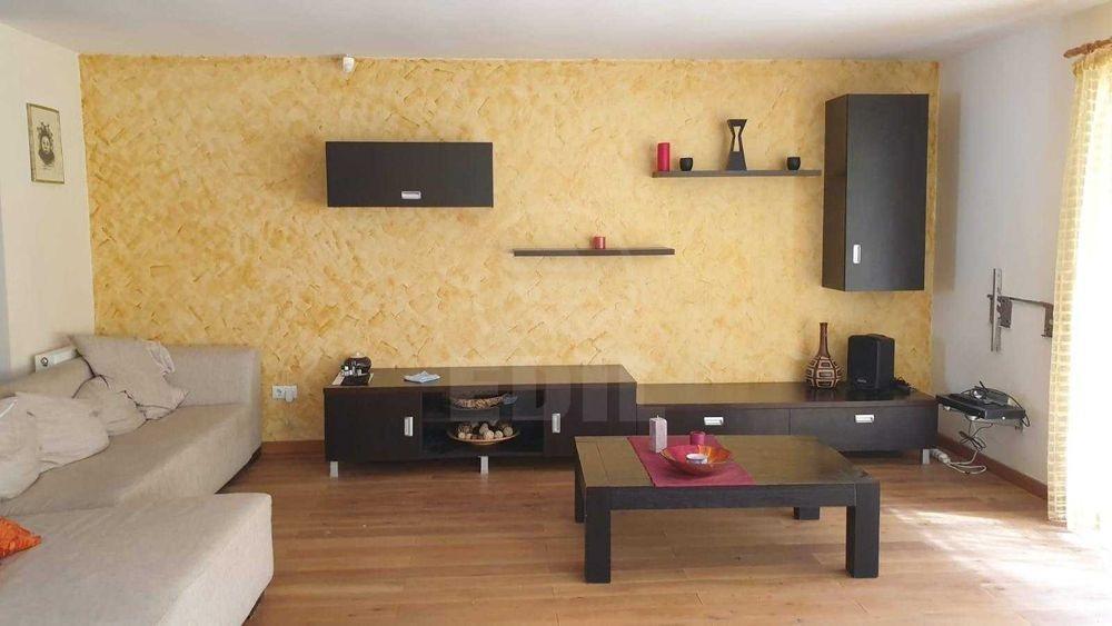 Rent House 4 Rooms GRUIA