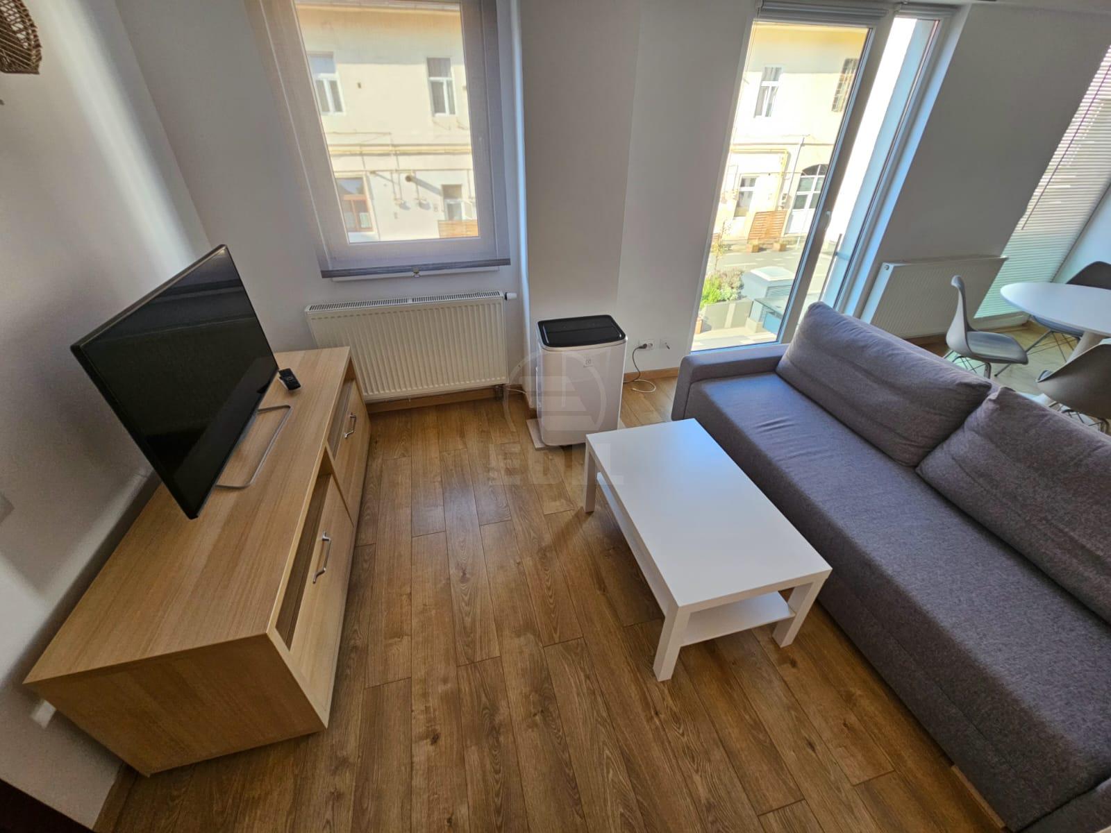 Inchiriere Apartament 3 camere CENTRAL