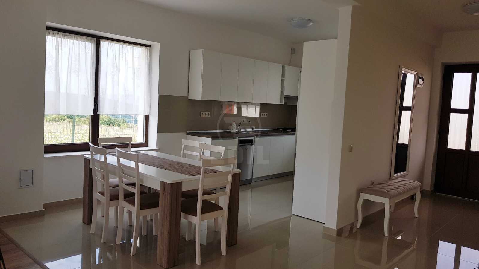 Rent House 5 Rooms EUROPA