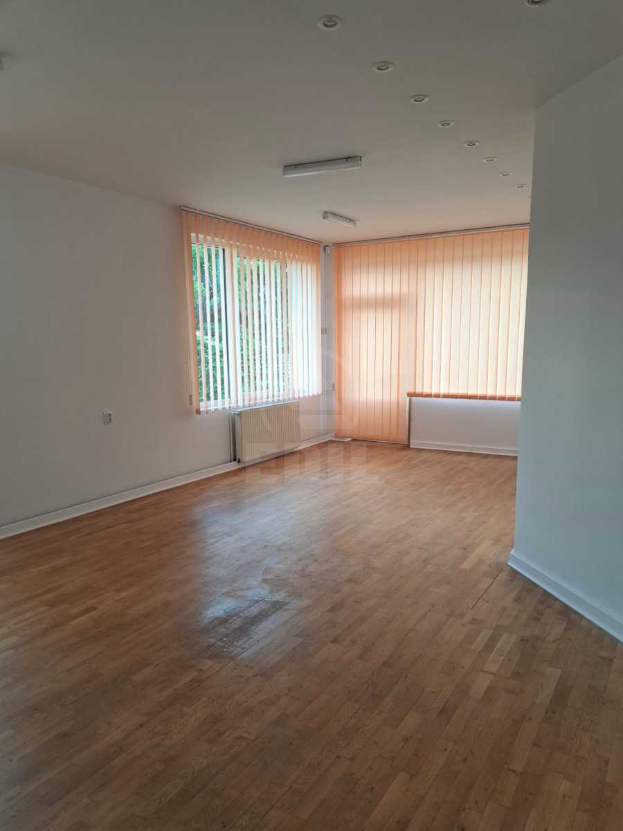 Louer Bureau 3 Chambres MARASTI-15