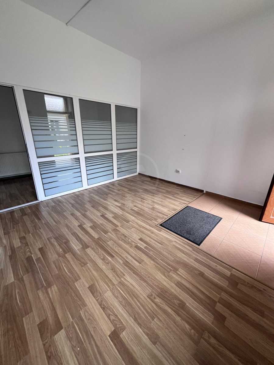 Louer Bureau 2 Chambres CENTRAL