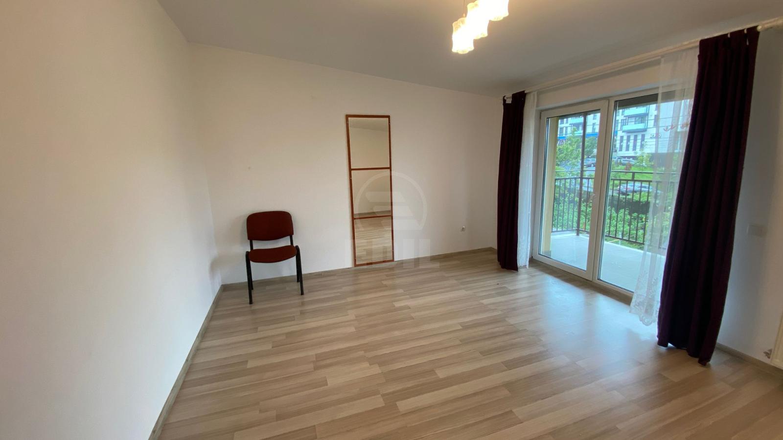 Louer Bureau 3 Chambres ANDREI MURESANU
