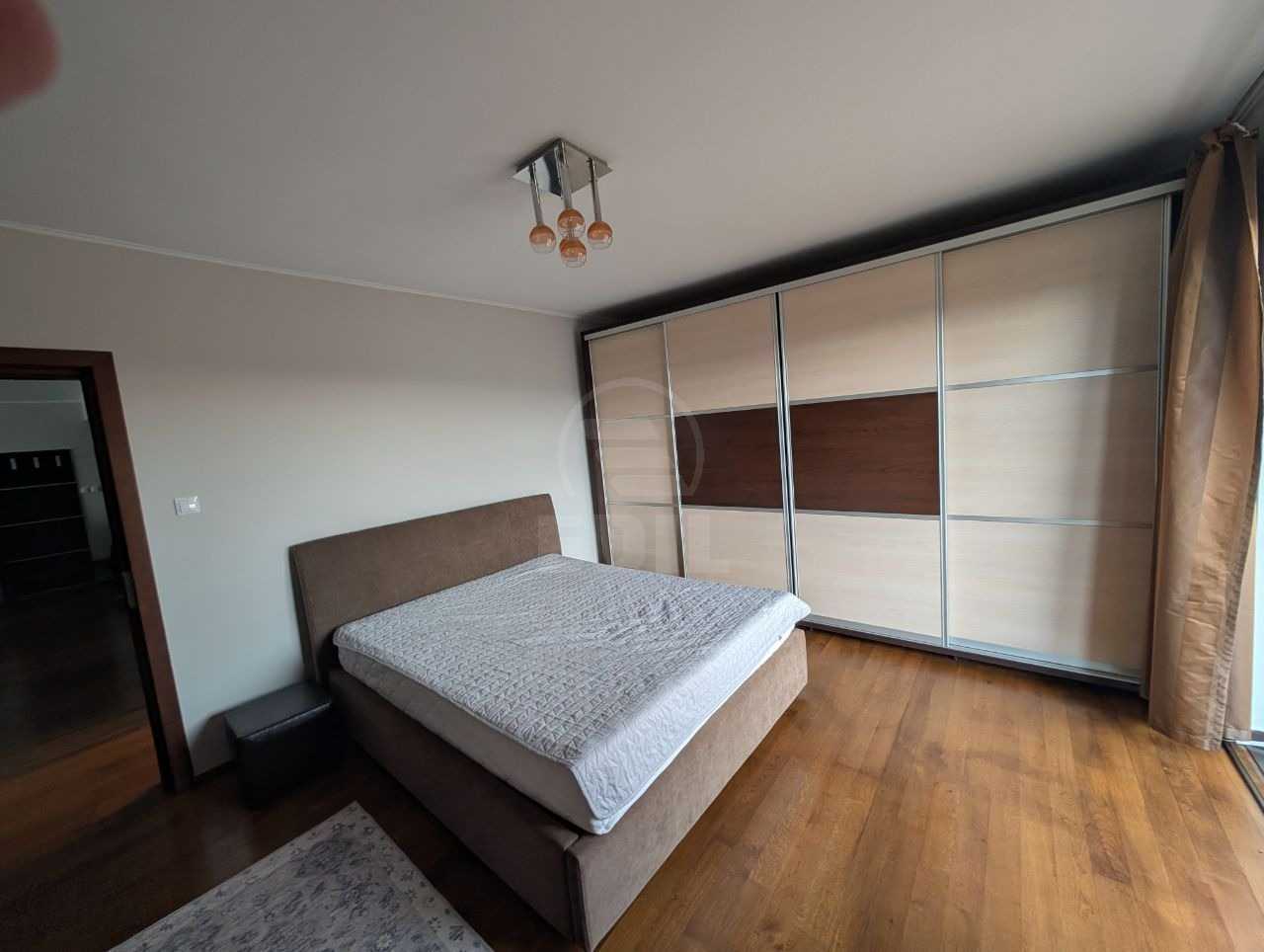 Louer Appartement 3 Chambres ANDREI MURESANU