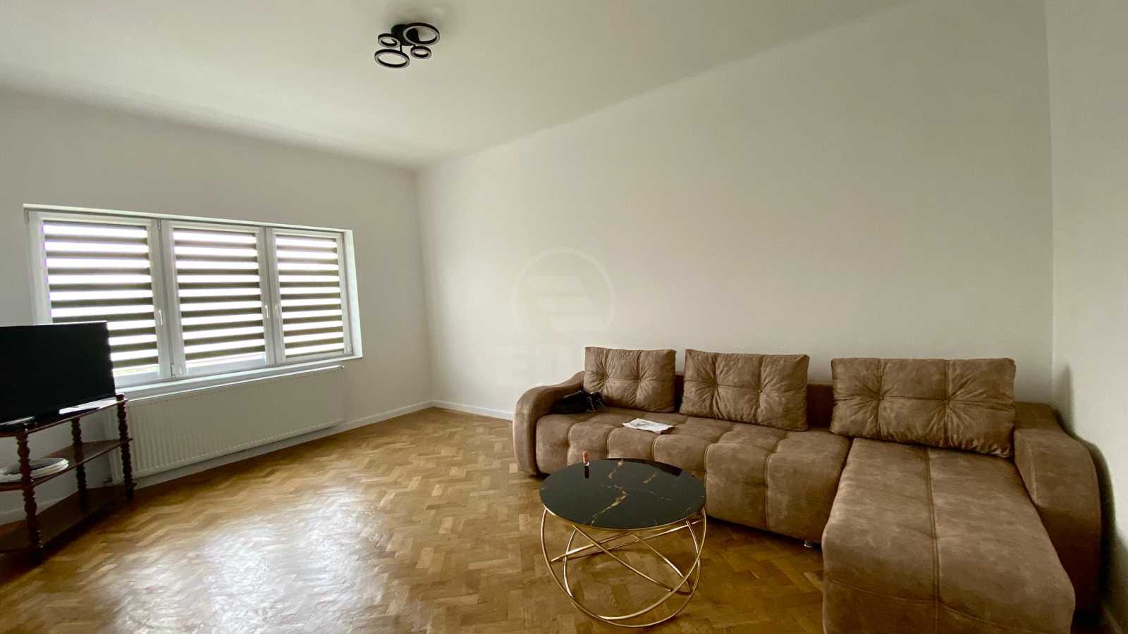 Rent Apartment 2 Rooms CENTRAL
