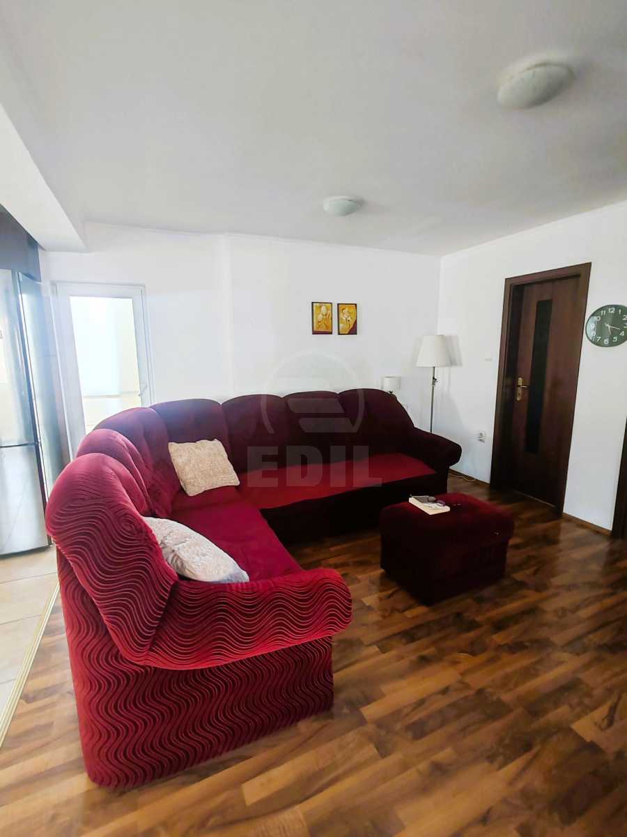 Rent Apartment 4 Rooms ZORILOR