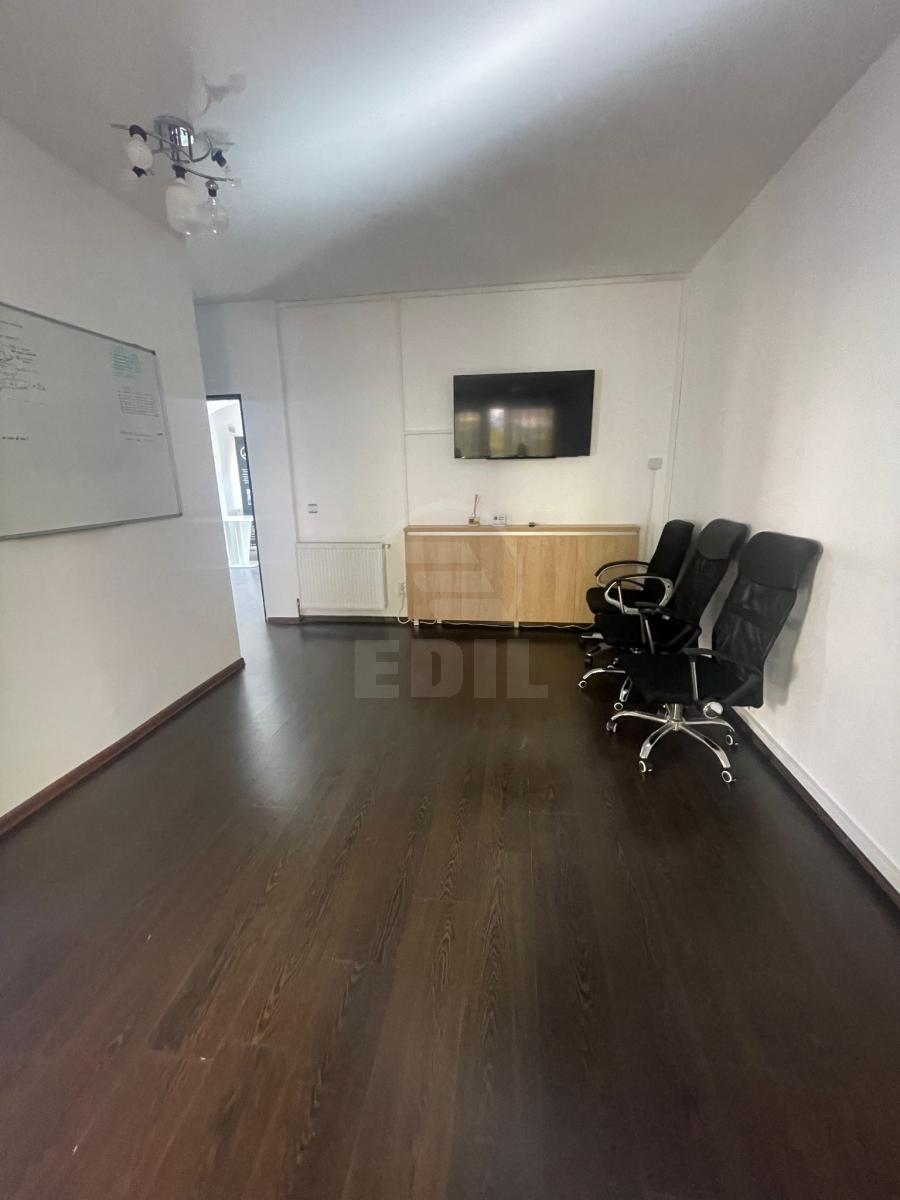 Inchiriere Casa 6 camere MANASTUR