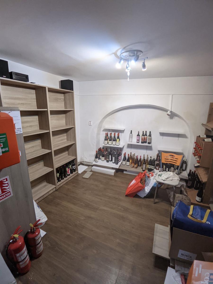 Rent Commercial space 2 Rooms CENTRAL