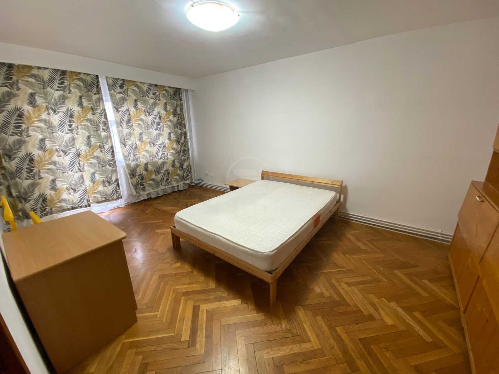 Louer Appartement 4 Chambres GHEORGHENI