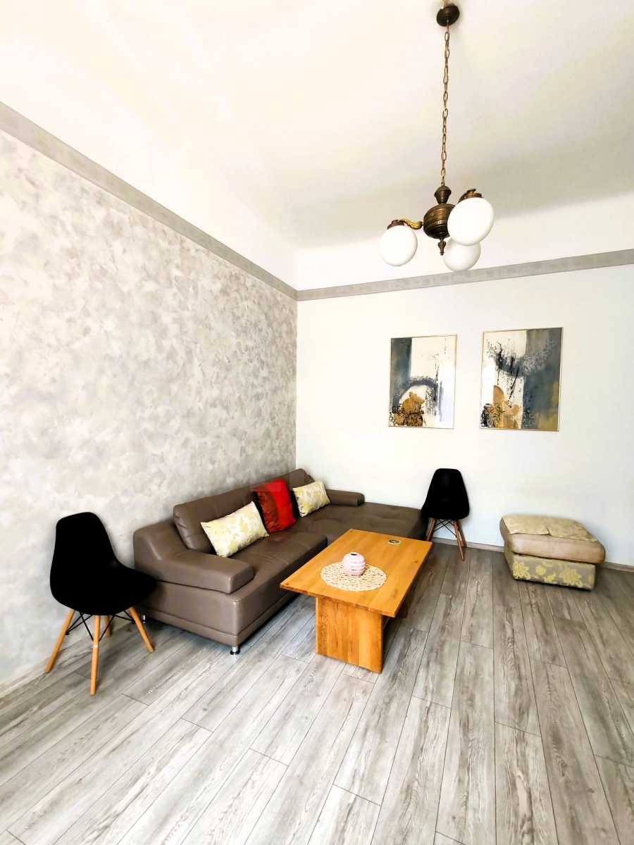 Rent Apartment 2 Rooms CENTRAL