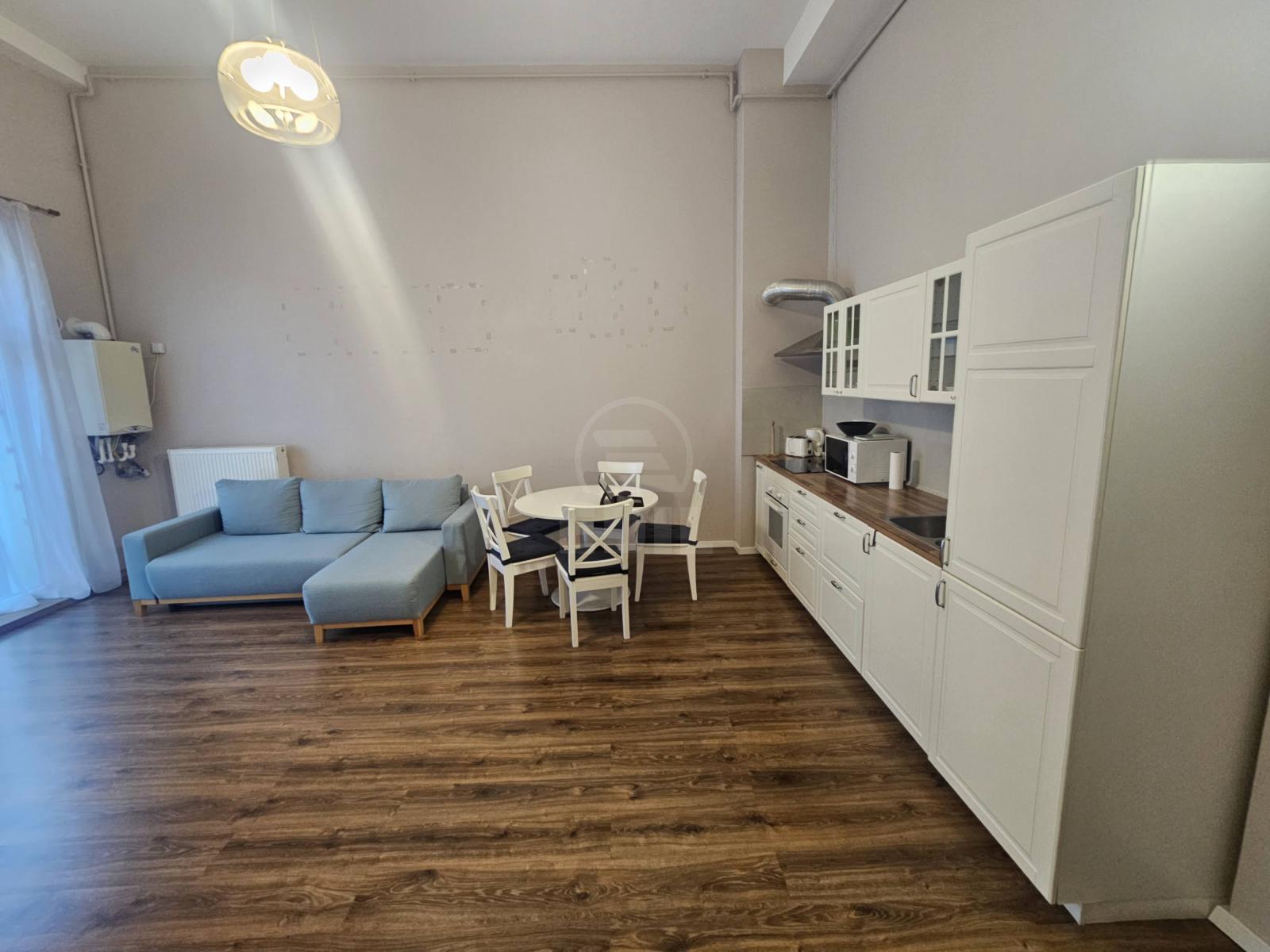 Inchiriere Apartament 3 camere CENTRAL