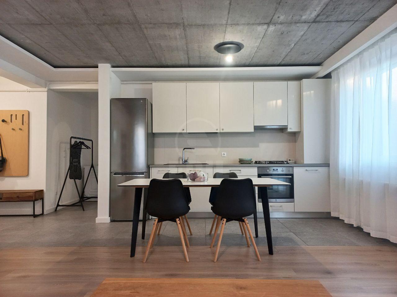 Rent Apartment 3 Rooms EUROPA