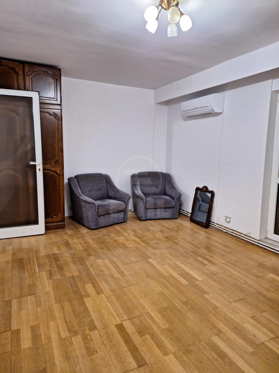 Rent Apartment 3 Rooms ZORILOR