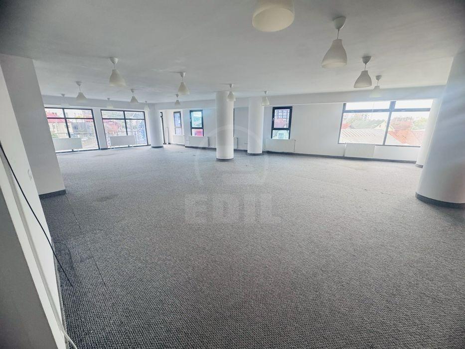 Louer Espace commercial 1 Chambre IRIS