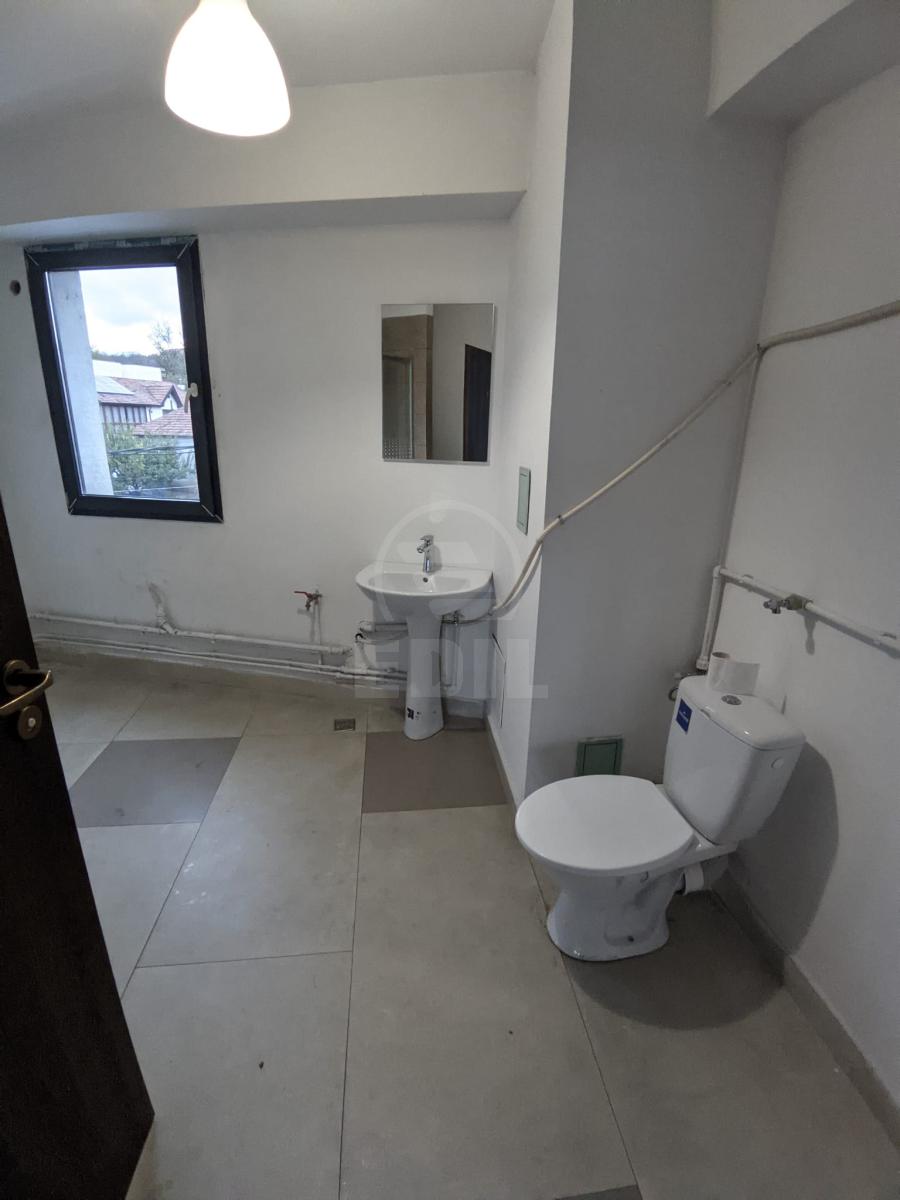 Louer Espace commercial 1 Chambre IRIS-9