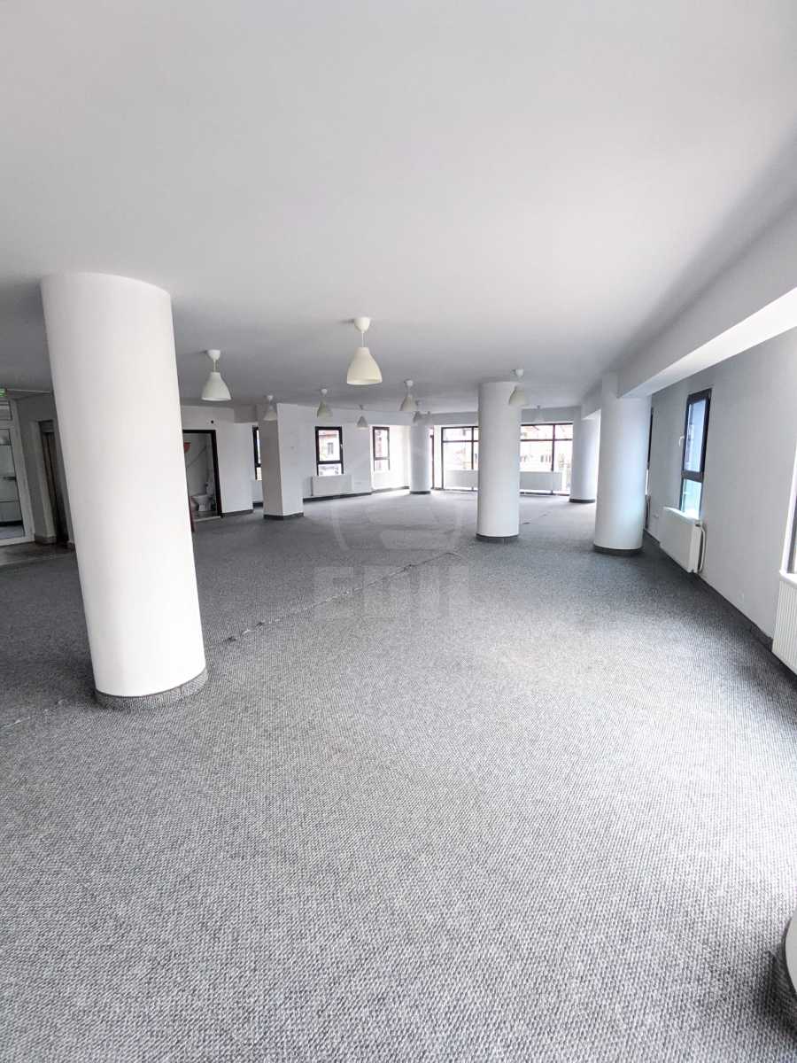 Louer Espace commercial 1 Chambre IRIS-5