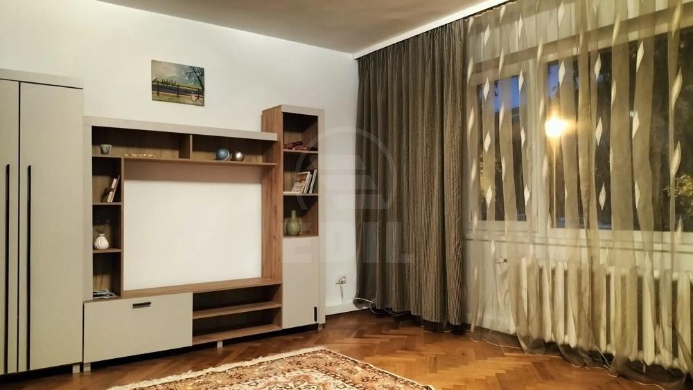 Louer Appartement 3 Chambres GHEORGHENI