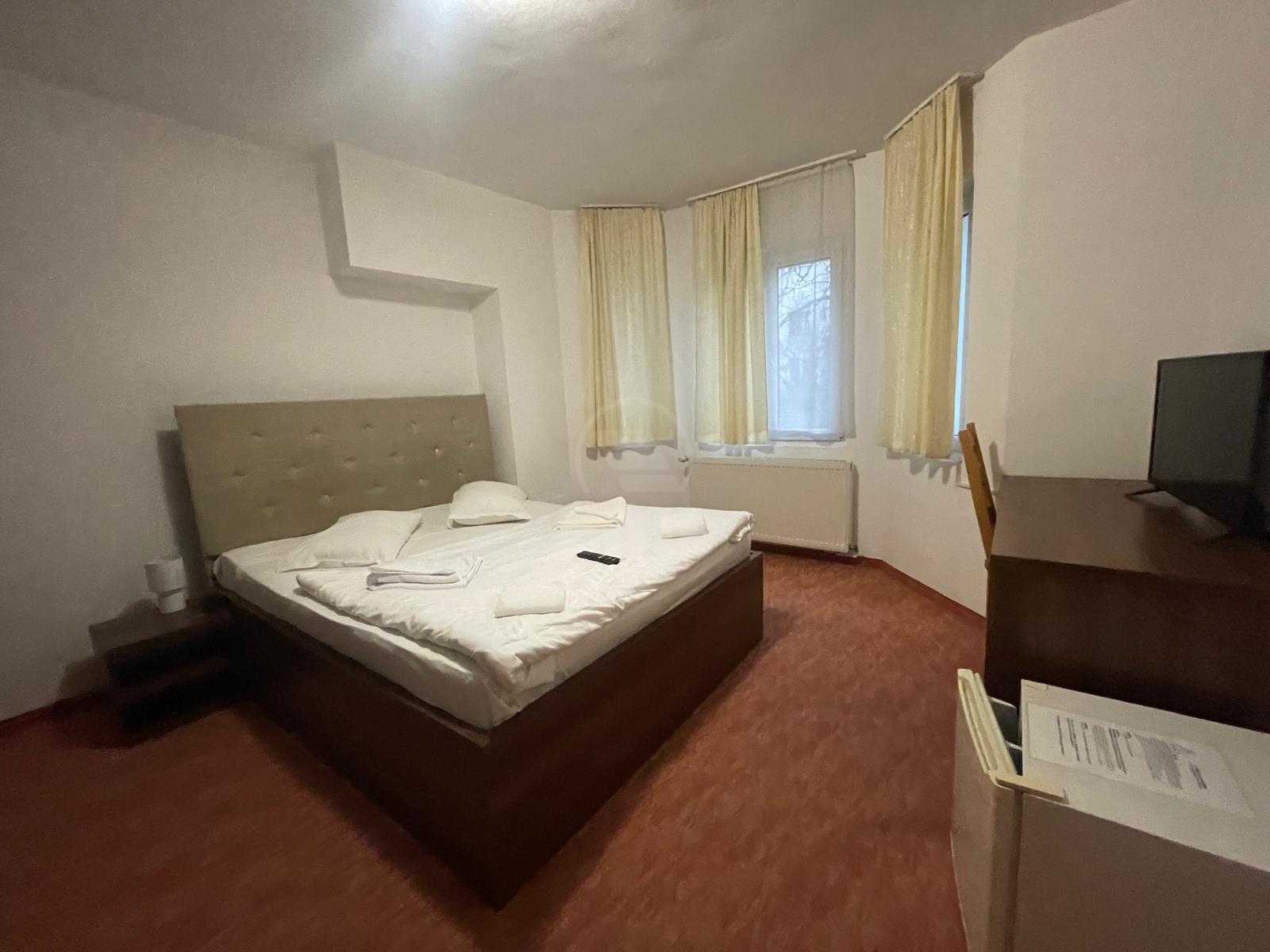 Louer Maison 13 Chambres ZORILOR-13