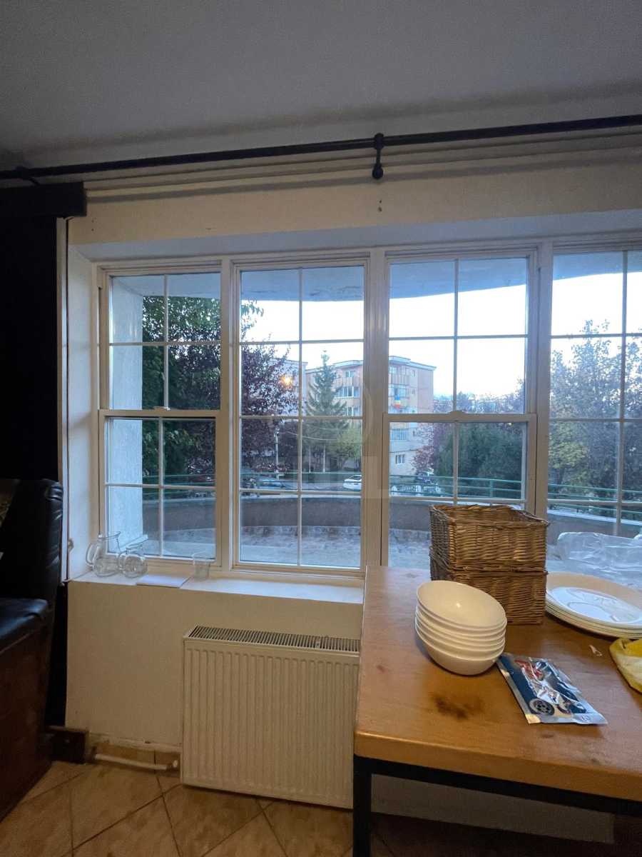 Louer Maison 13 Chambres ZORILOR-5