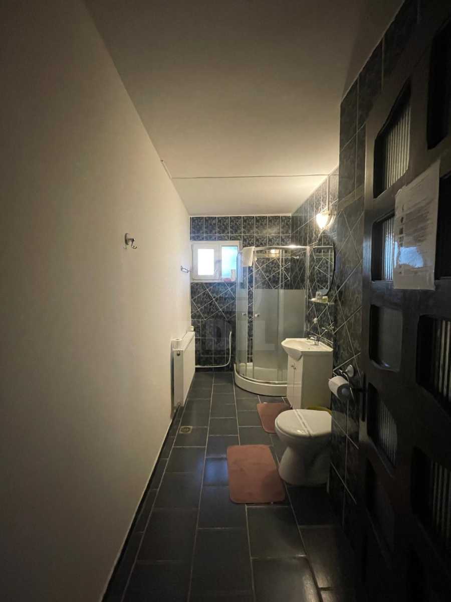 Louer Maison 13 Chambres ZORILOR-17