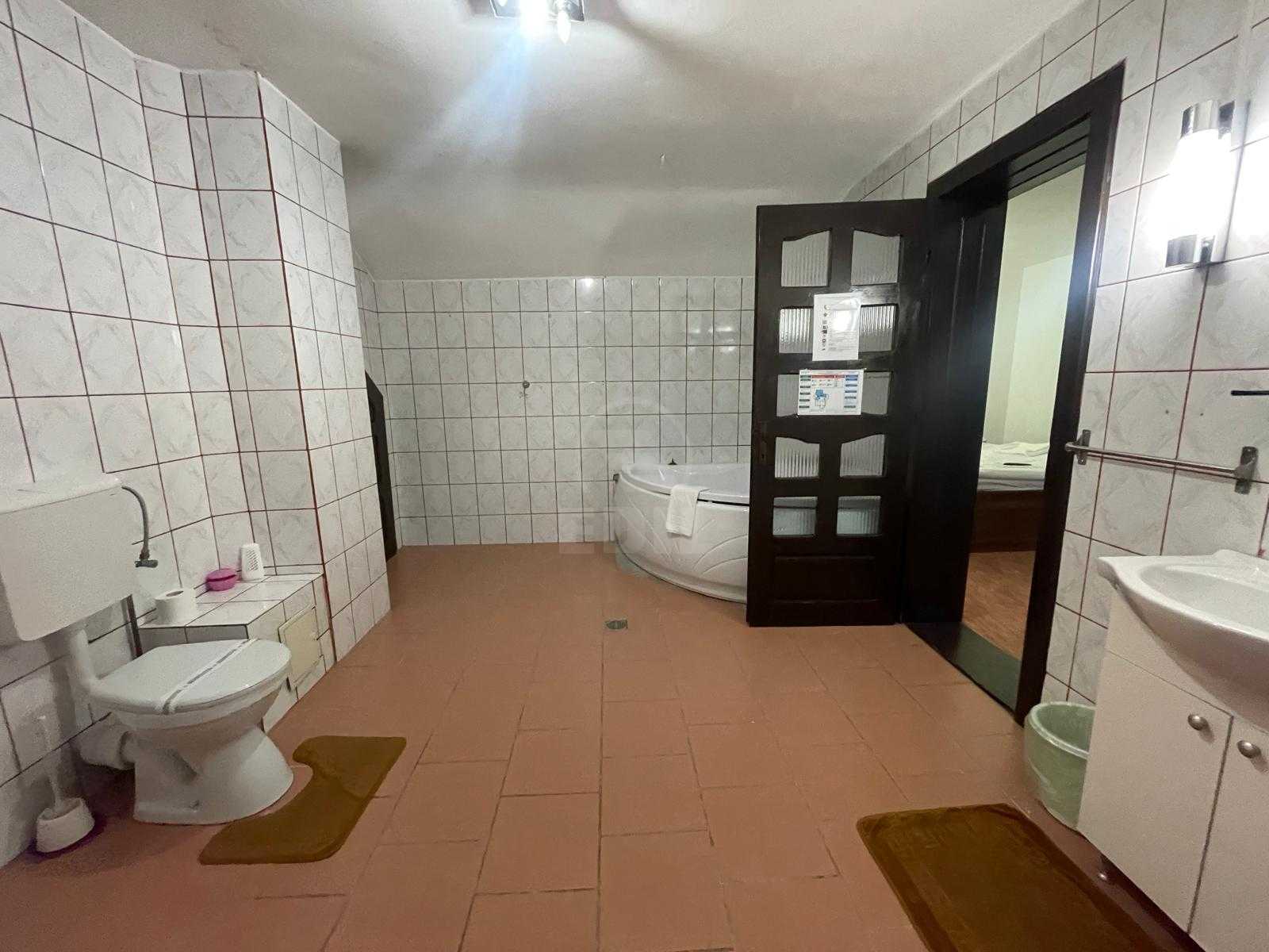 Louer Maison 13 Chambres ZORILOR-20