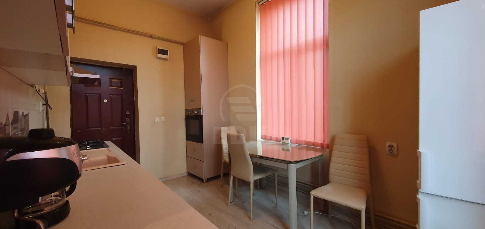 Rent Apartment 3 Rooms CENTRAL-10