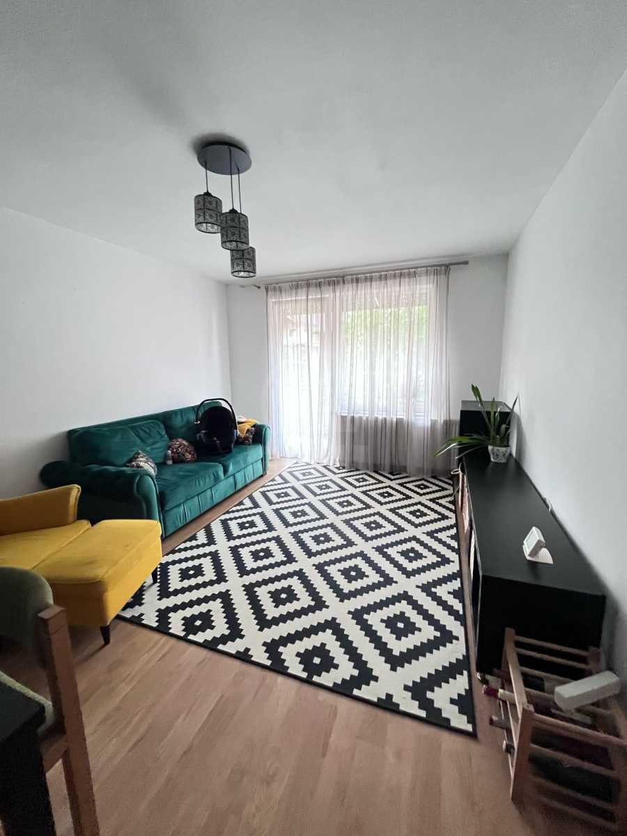 Inchiriere Apartament 4 camere BACIU